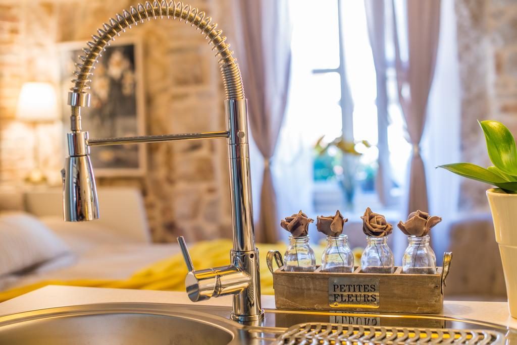 Studio Yellow Flower Rovinj Ngoại thất bức ảnh