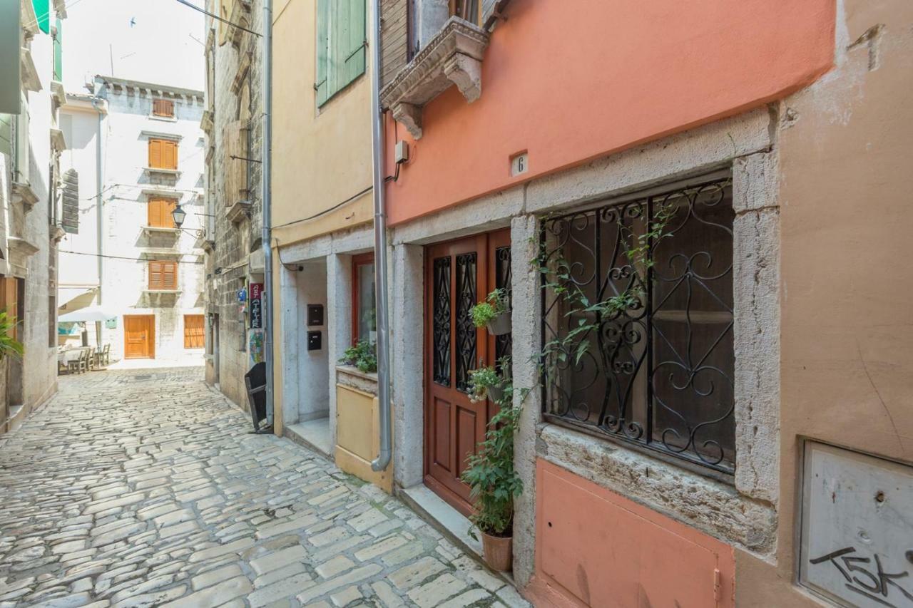 Studio Yellow Flower Rovinj Ngoại thất bức ảnh